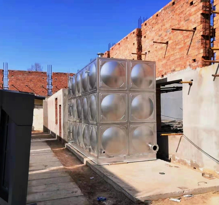 不銹鋼水箱廠家的產(chǎn)品分類及用途有哪些？