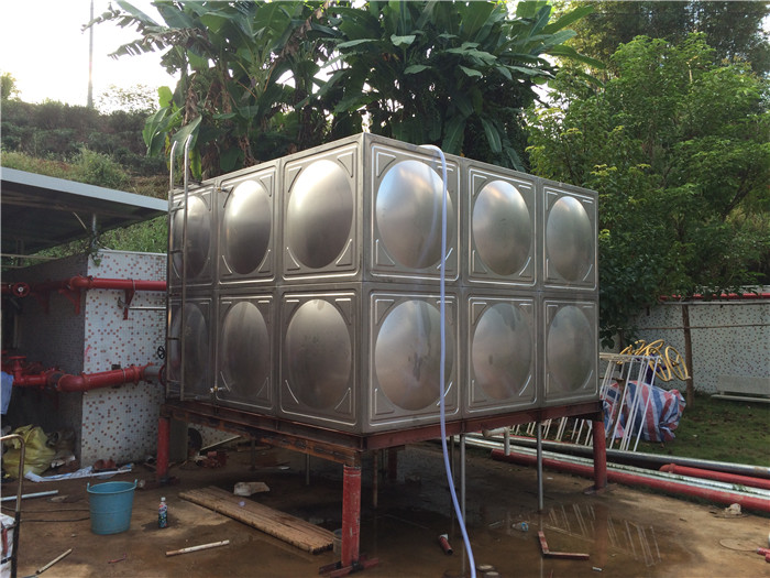 如何對不銹鋼水箱進(jìn)行選型